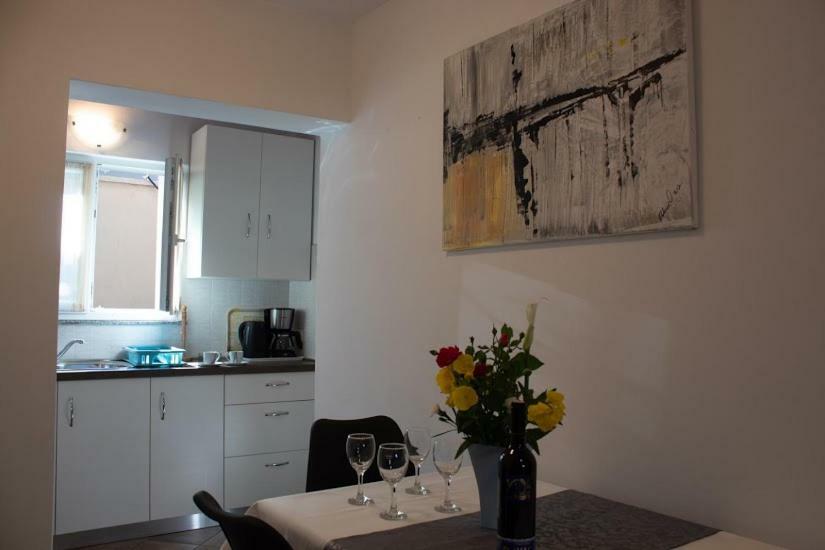 Apartment Katia Pula Exteriör bild